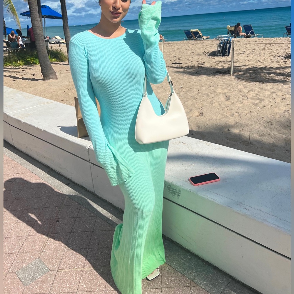 Two Toned Maxi Long Sleeve Dress - Baby Blue/Green